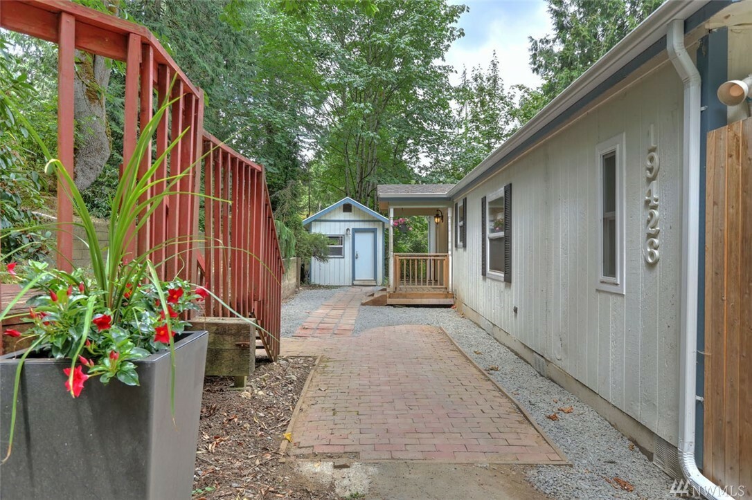 Property Photo:  19426 SE 128th St  WA 98059 