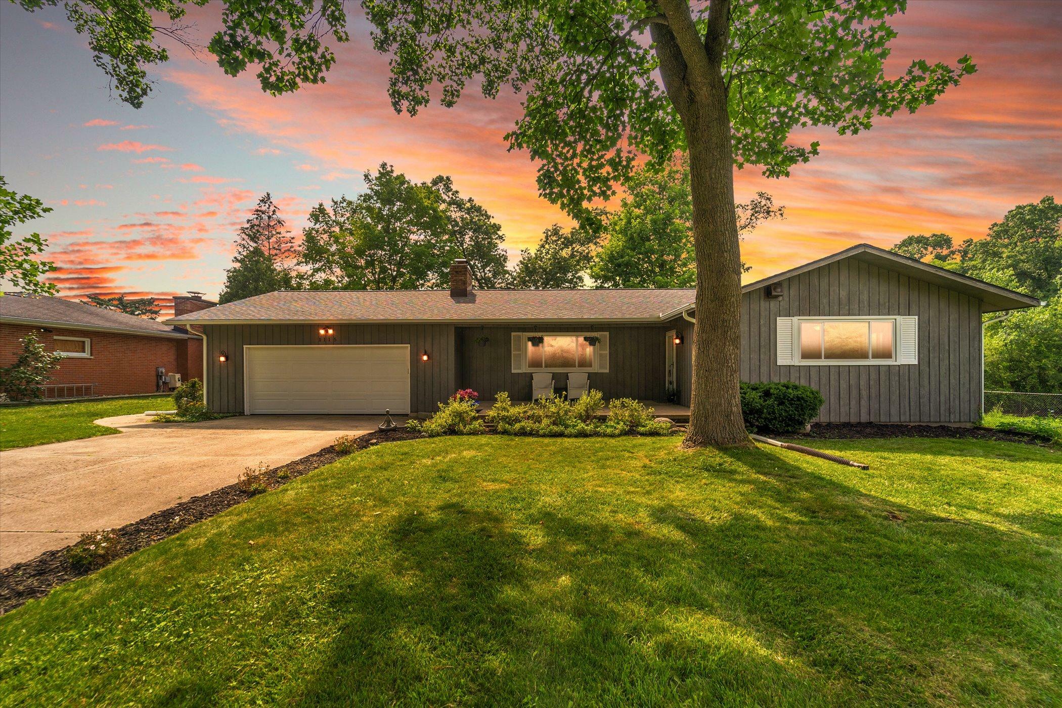 Property Photo:  1115 Bunkerhill Drive Drive  MI 49009 