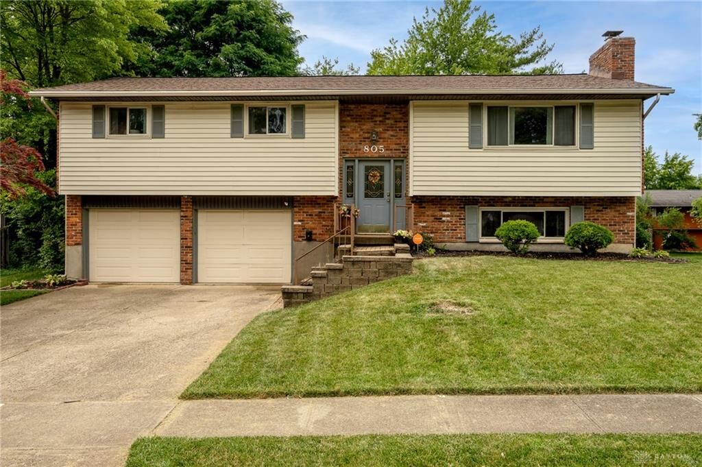 Property Photo:  805 Victoria Drive  OH 45005 