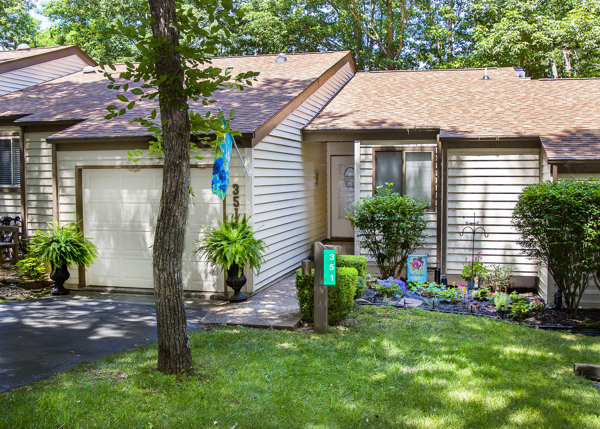 Property Photo:  351 Lake Catherine Circle  TN 38558 