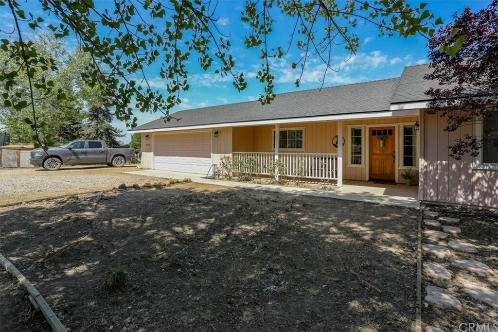 Property Photo:  8255 Settlers Place  CA 93446 