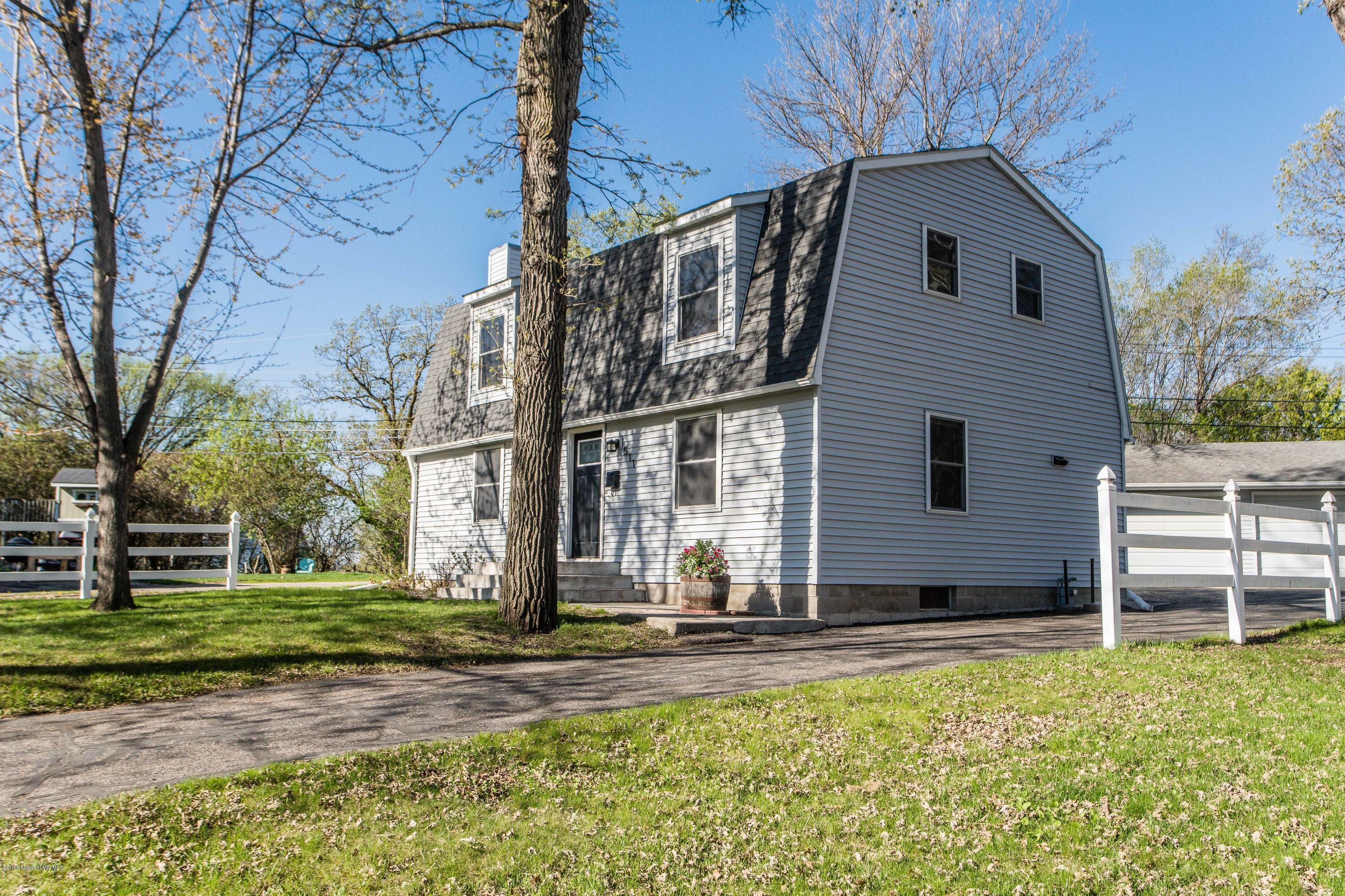 Property Photo: 511 N Cleveland Avenue MN 56537