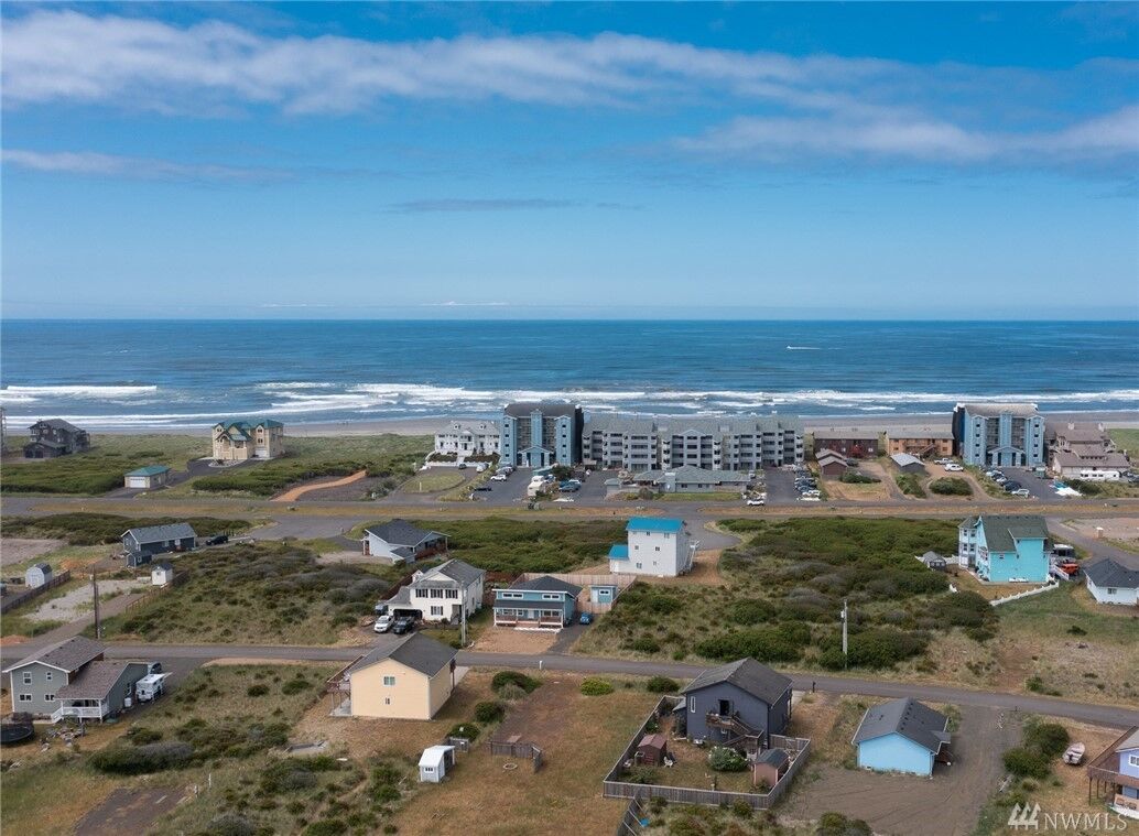 Property Photo: 1335 Ocean Shores Blvd S11 WA 98569