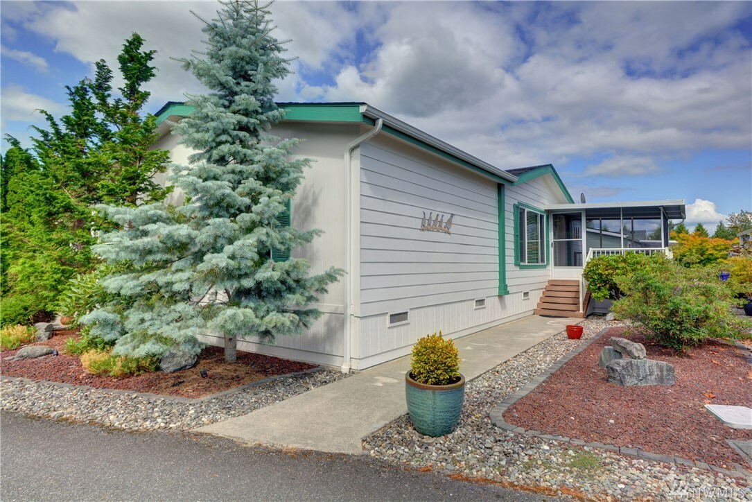 Property Photo:  14727 43rd Ave NE 56  WA 98271 