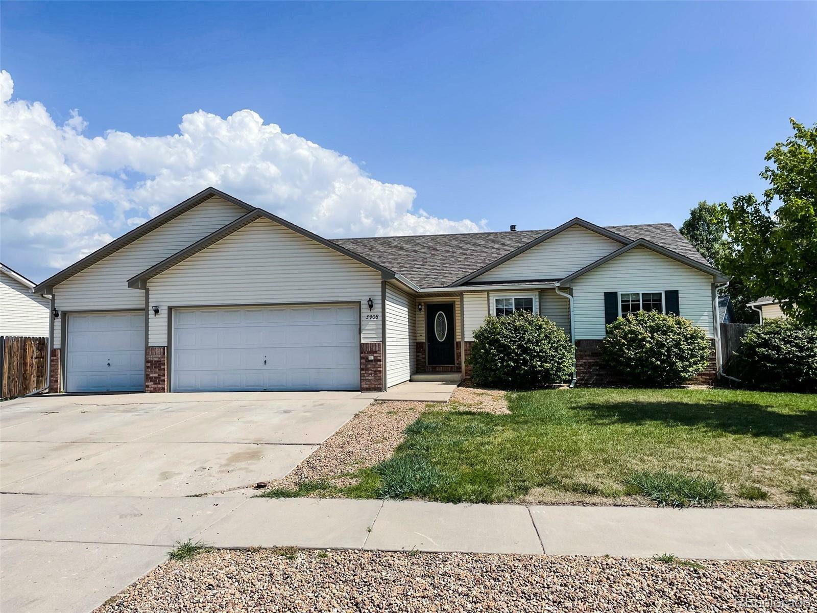 Property Photo:  3908 Stampede Drive  CO 80620 
