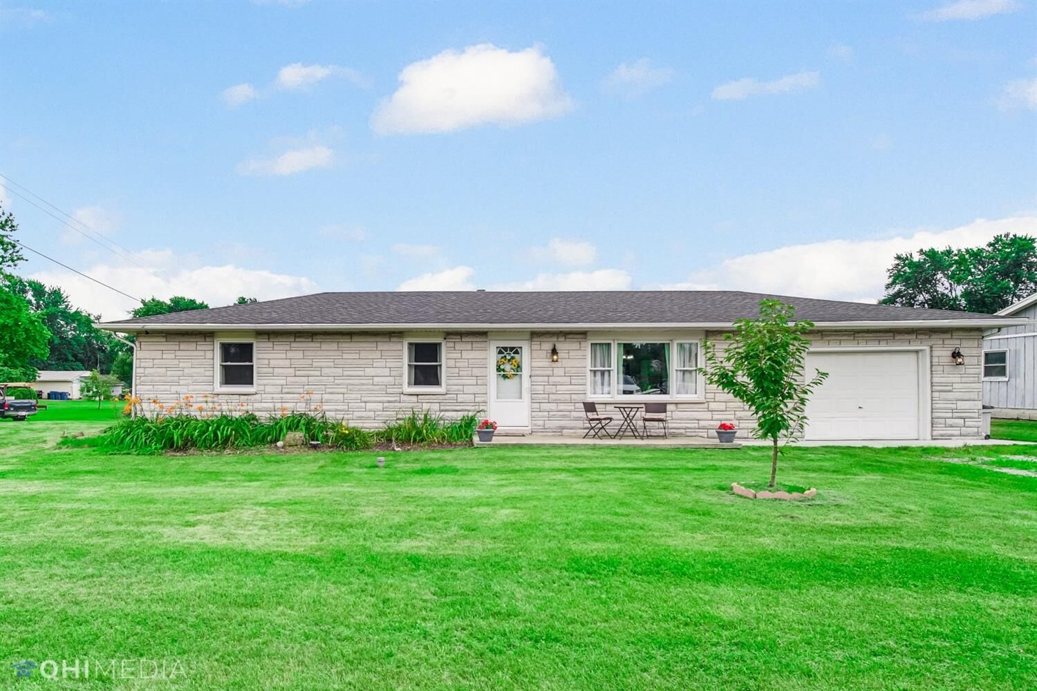 Property Photo:
