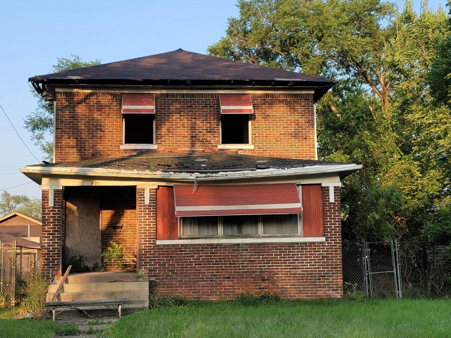 Property Photo: 431 Johnson Street IN 46402