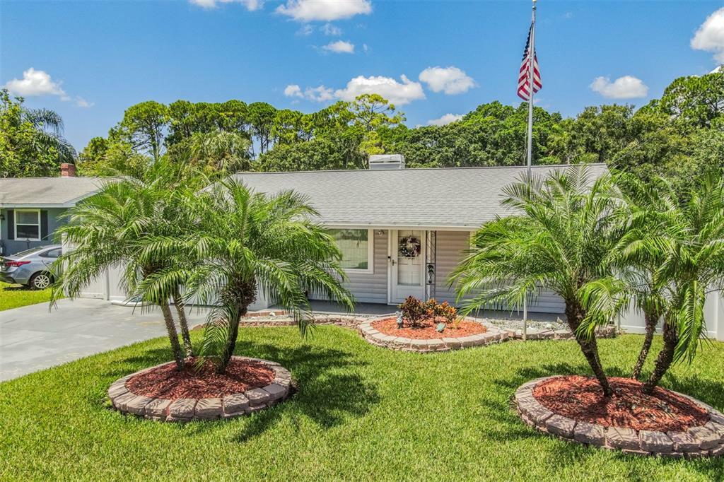 Property Photo: 6060 62nd Street N FL 33709