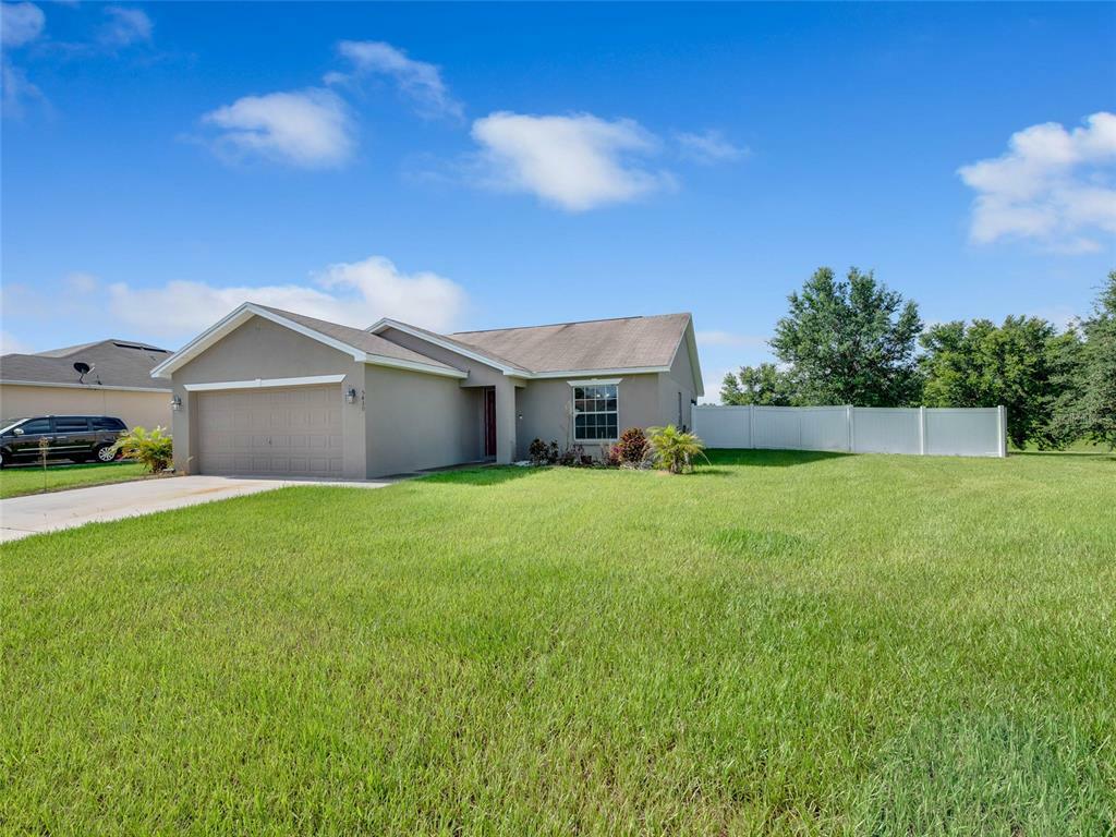 Property Photo:  5430 Great Egret Drive  FL 34748 