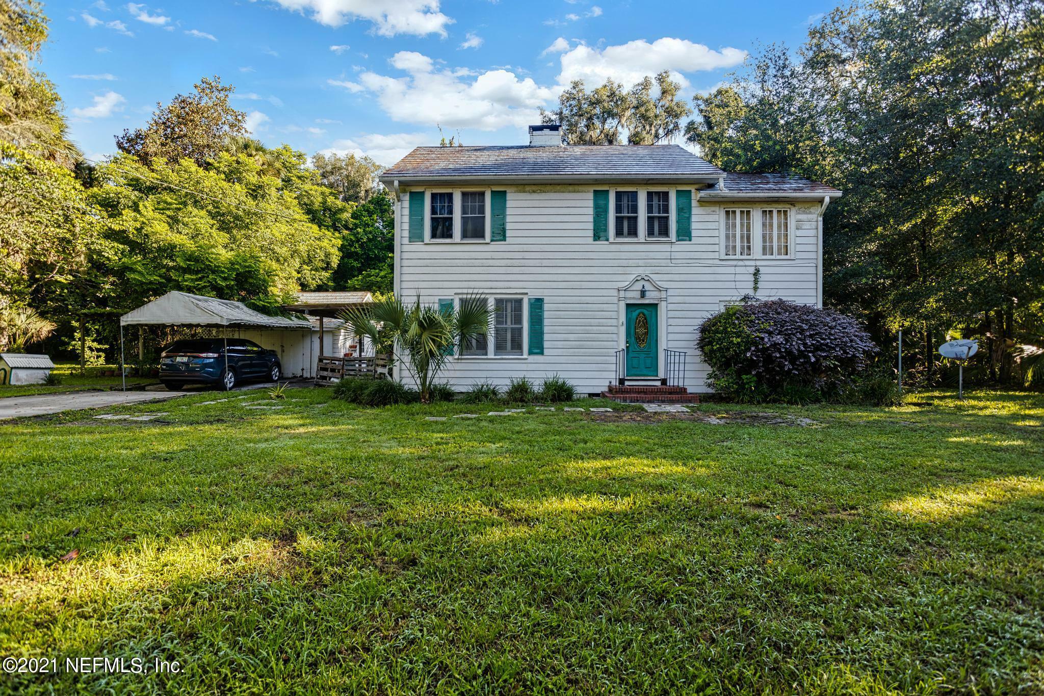 Property Photo:  100 Worcester Road  FL 32181 