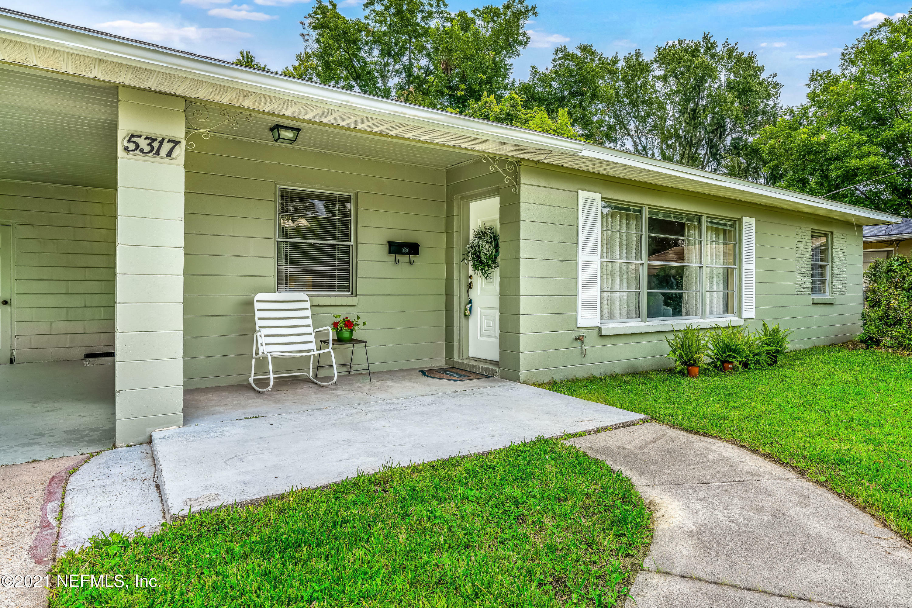 Property Photo:  5317 Glenwood Avenue  FL 32205 