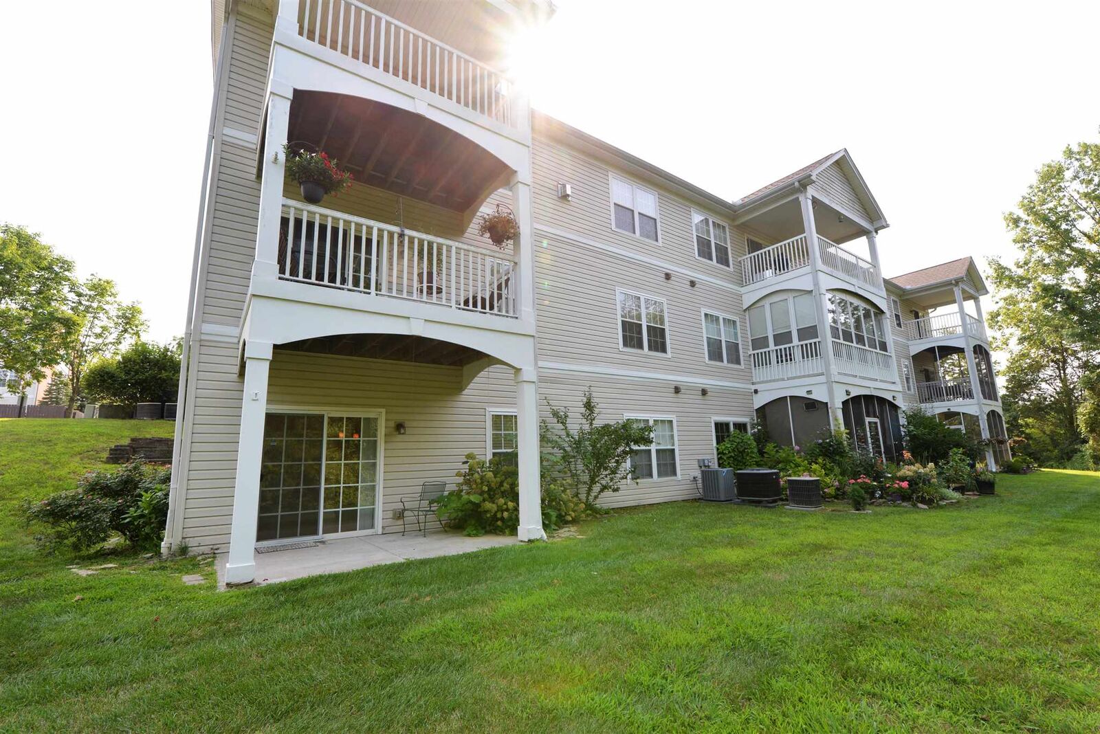 Property Photo: 1184 Periwinkle Drive KY 41042