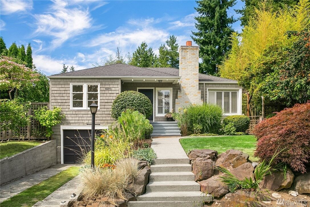 Property Photo:  10315 23rd Ave NE  WA 98125 