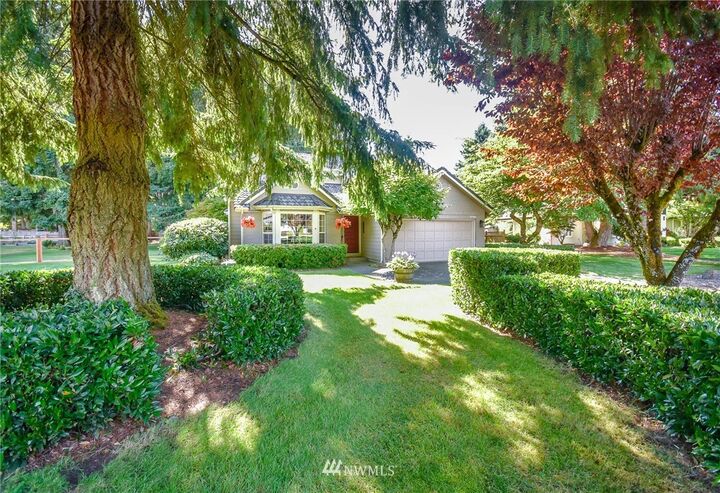 Property Photo:  3735 Indian Summer Court SE  WA 98513 