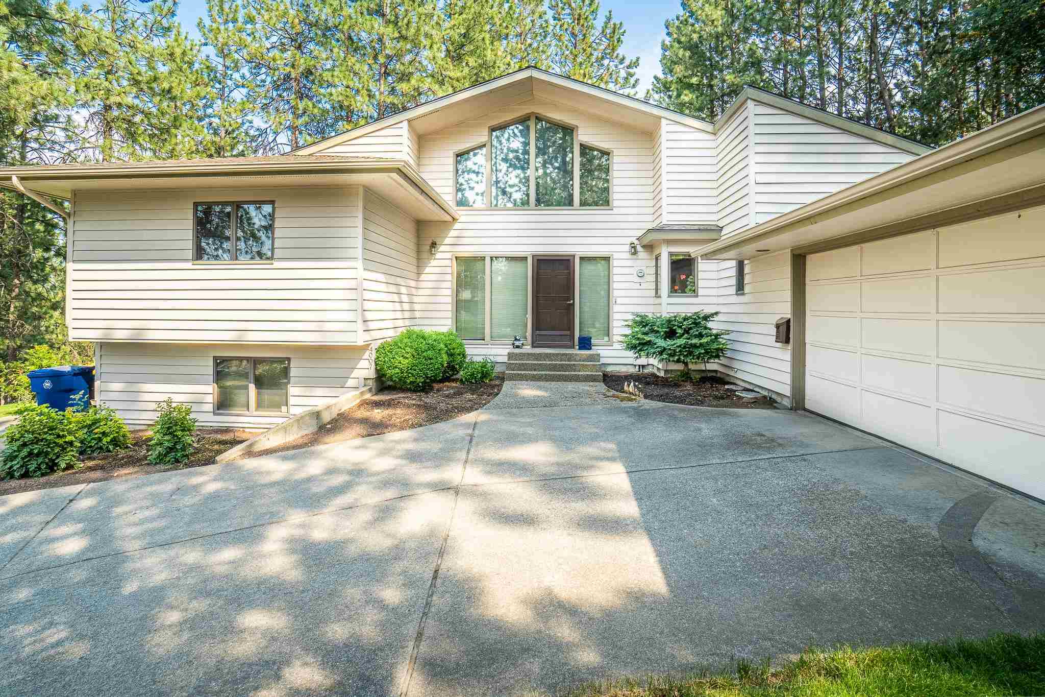4007 S Suncrest Dr  Veradale WA 99037 photo
