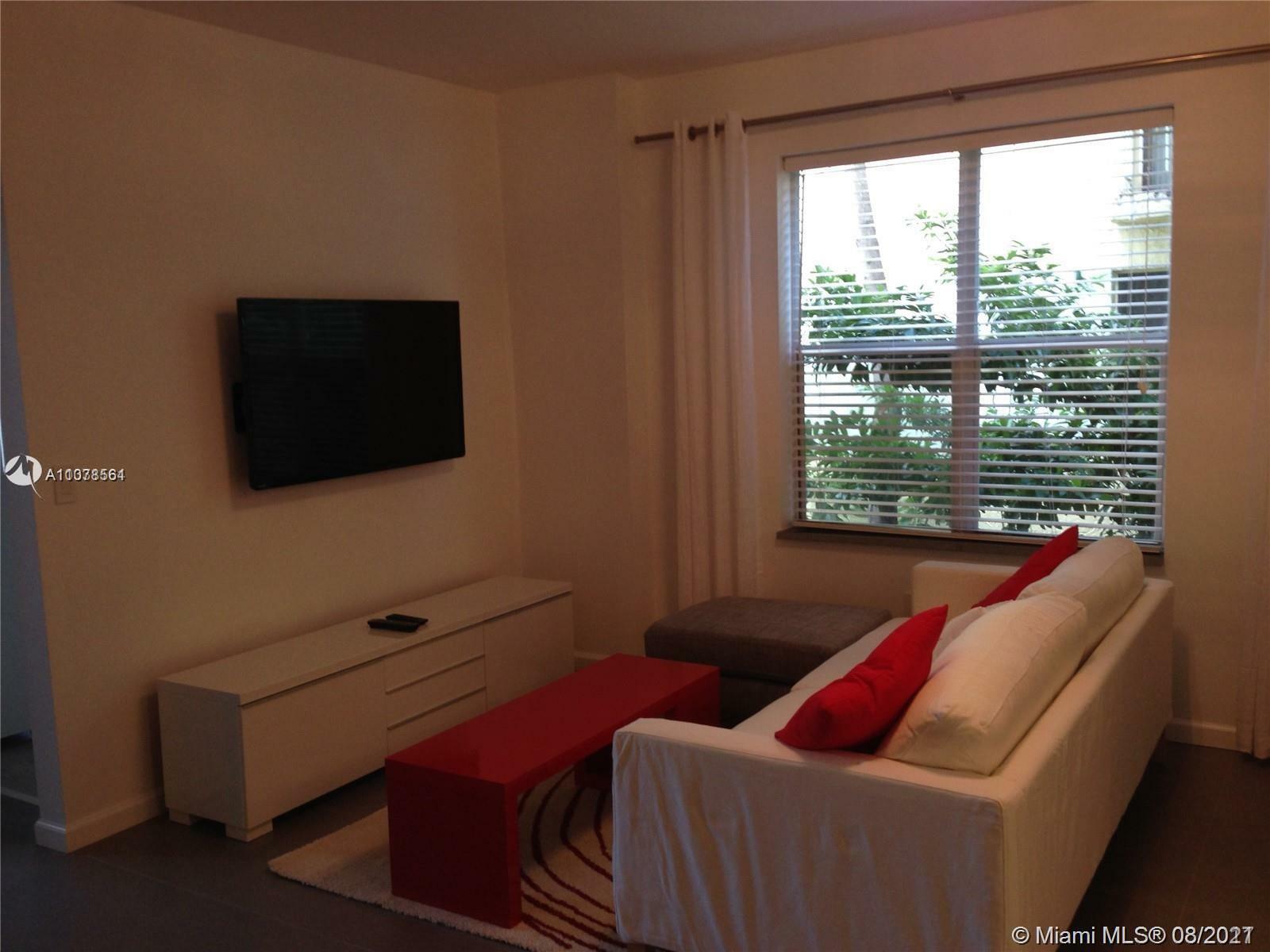 Property Photo: 747 Michigan Ave 201 FL 33139