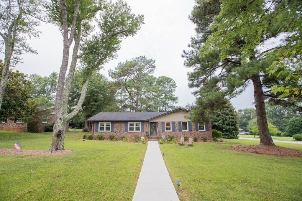 Property Photo:  361 Fairlane Drive  SC 29307 