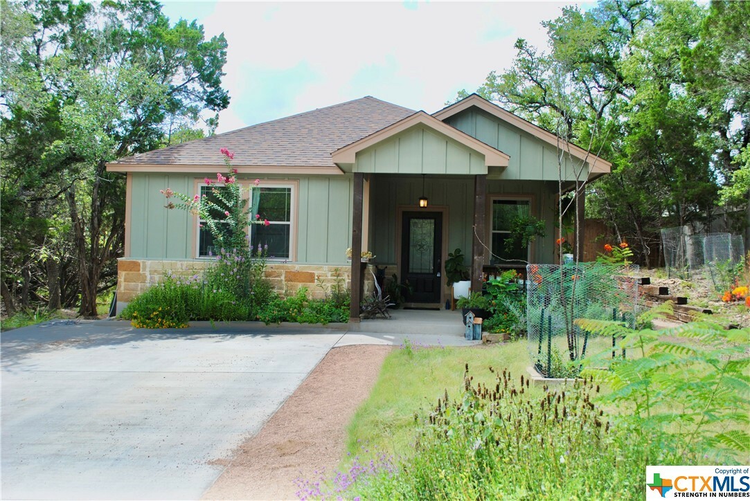 Property Photo:  83 Woodacre Drive  TX 78676 