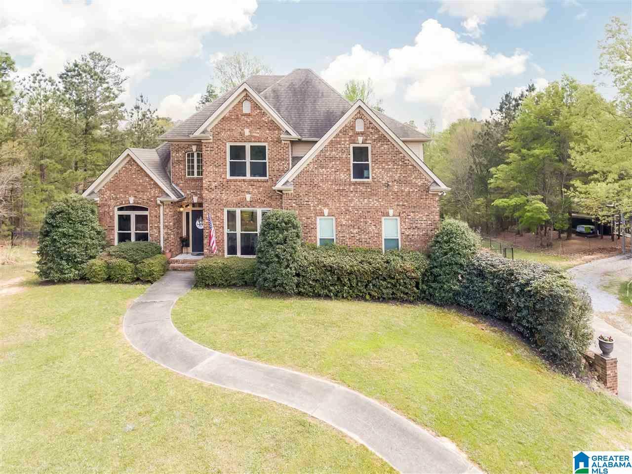 Property Photo:  3001 Shadow Oaks Way  AL 35051 