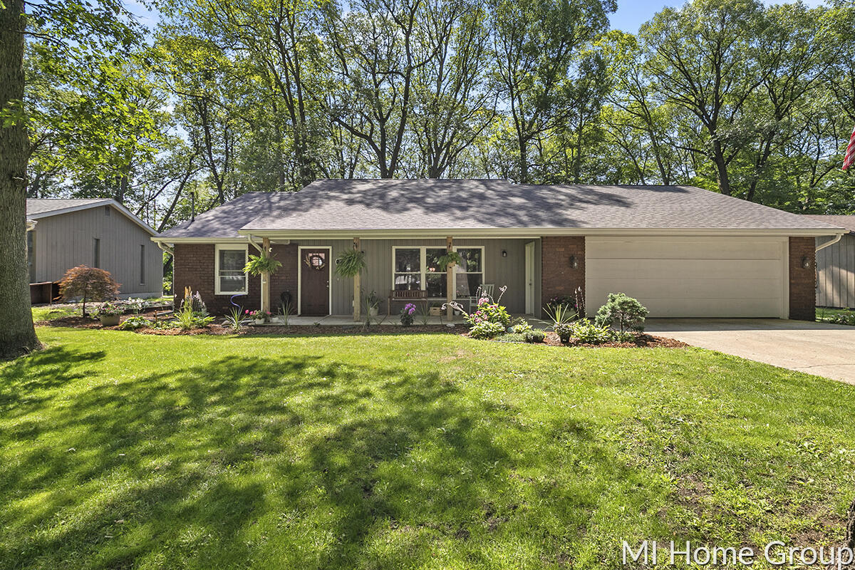 Property Photo: 324 Fifth Avenue MI 49424