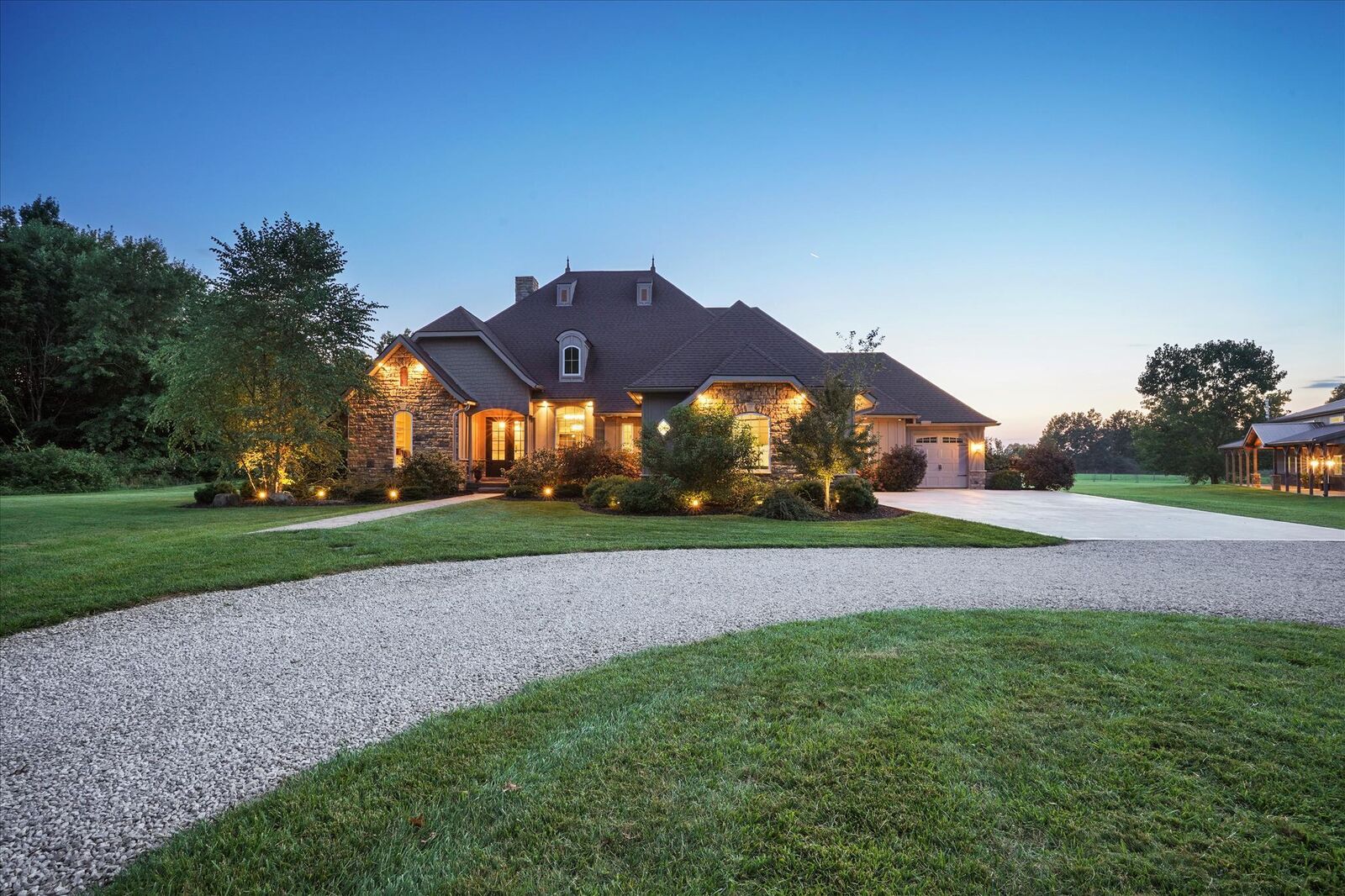 Property Photo: 10913 Johnstown Road OH 43054