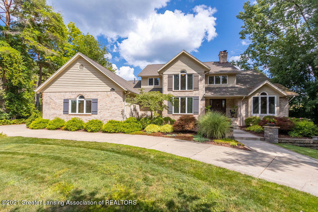 Property Photo: 6370 Pine Hollow Drive MI 48823