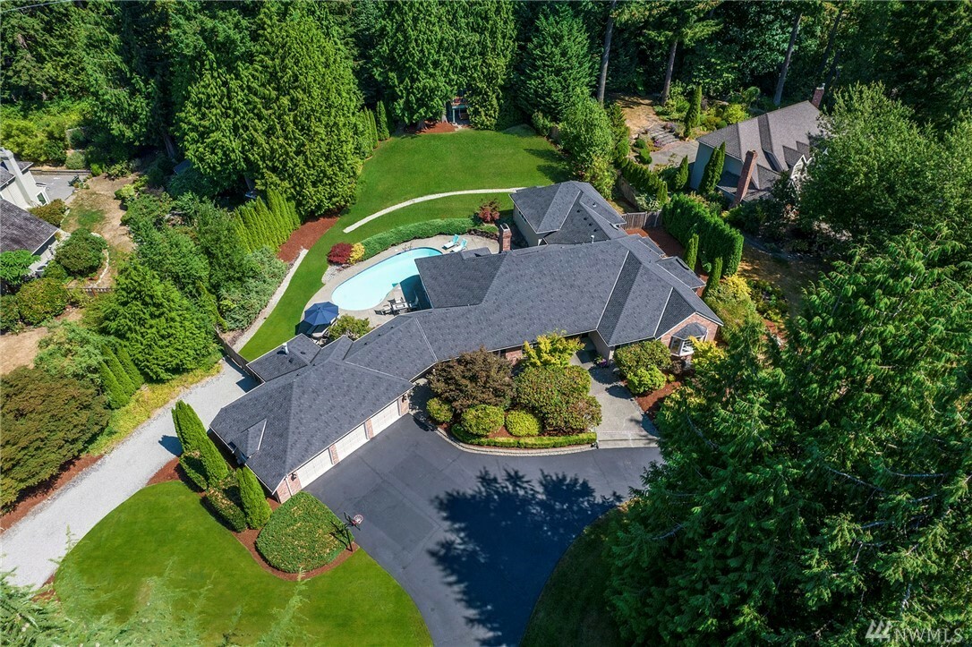 Property Photo: 17200 NE 144th St WA 98052