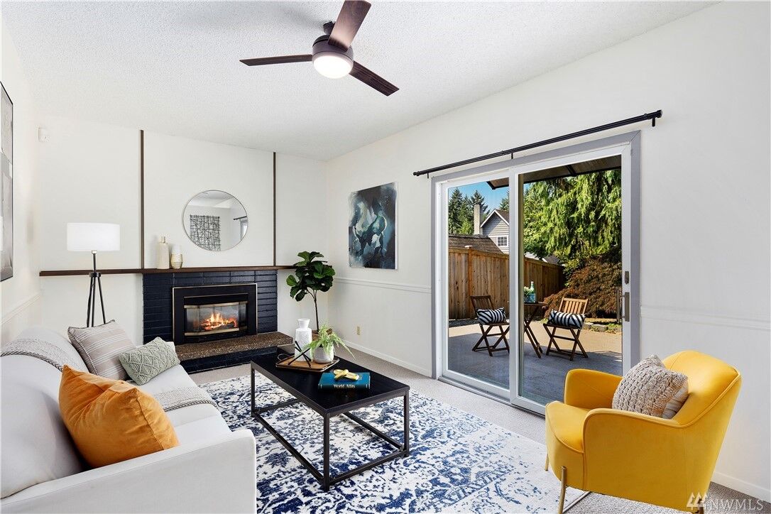 Property Photo:  21818 2nd Ave SE  WA 98021 