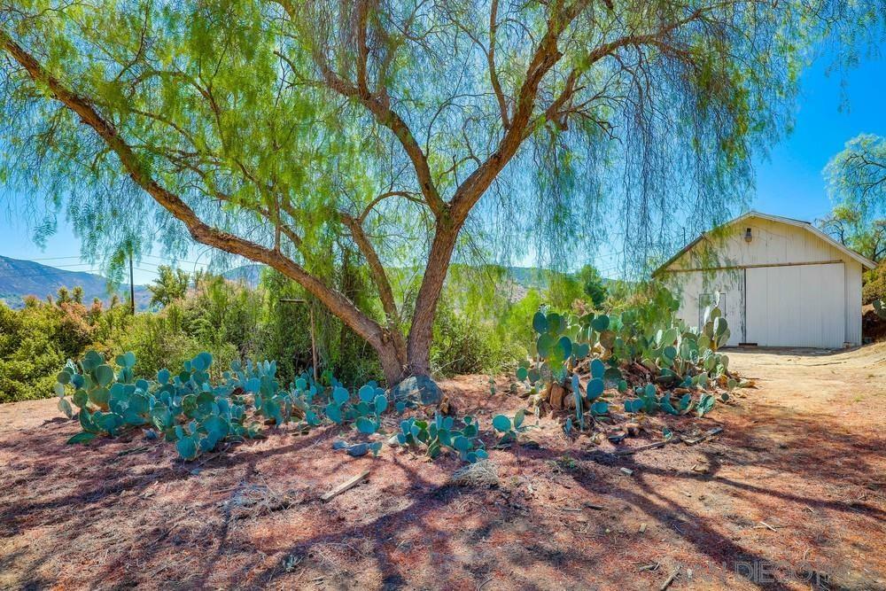 Property Photo:  5701 Moorefield Drive  CA 92019 