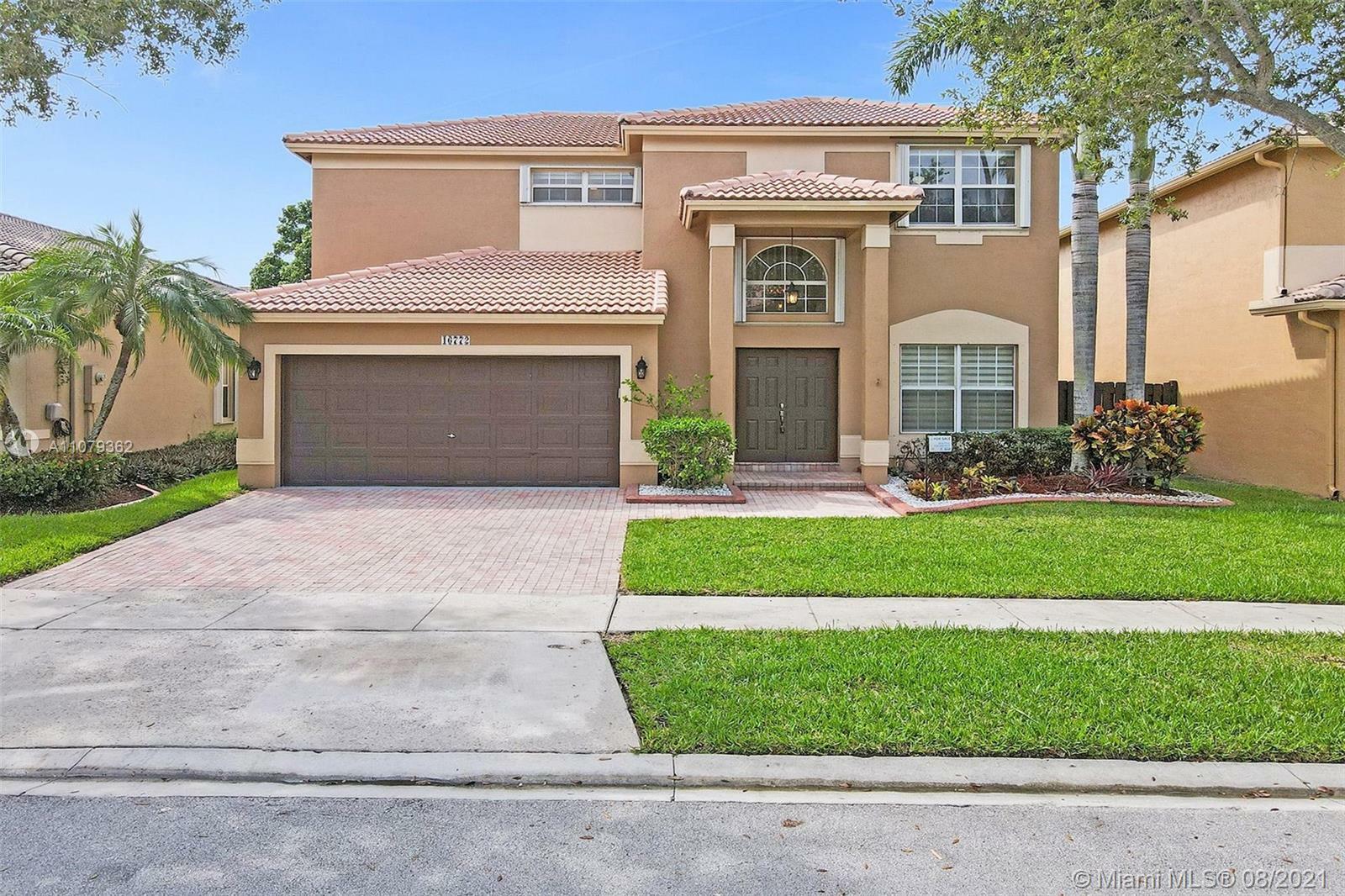 Property Photo: 16772 NW 13th Ct FL 33028
