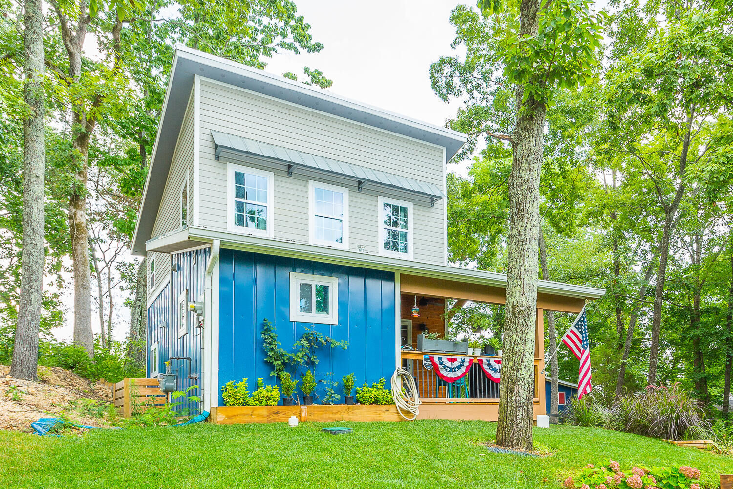 Property Photo:  1307 Hixson Avenue  TN 37343 