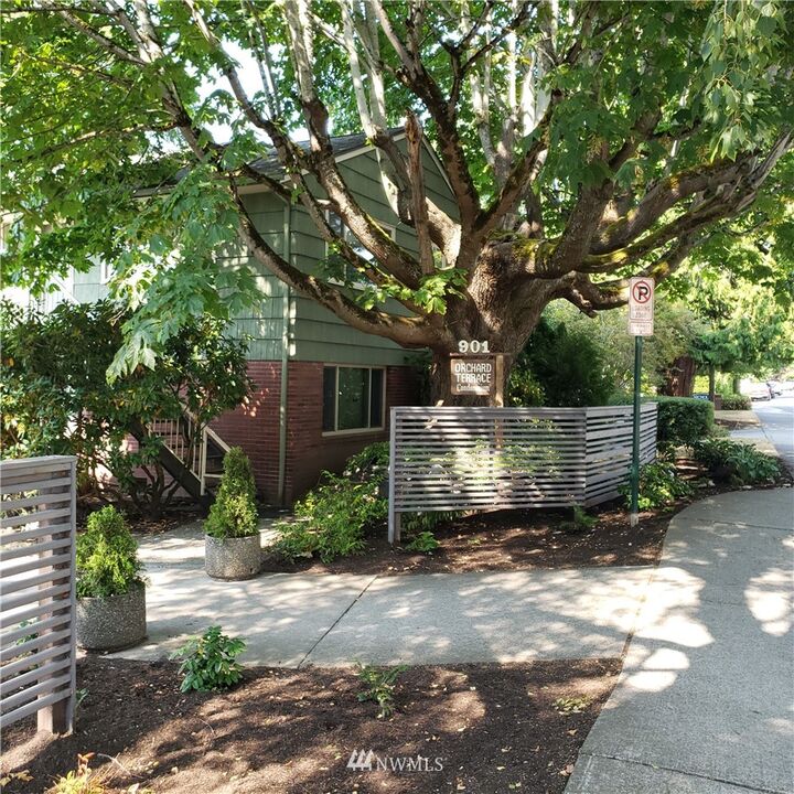 Property Photo:  901 N Forest Street 127  WA 98225 