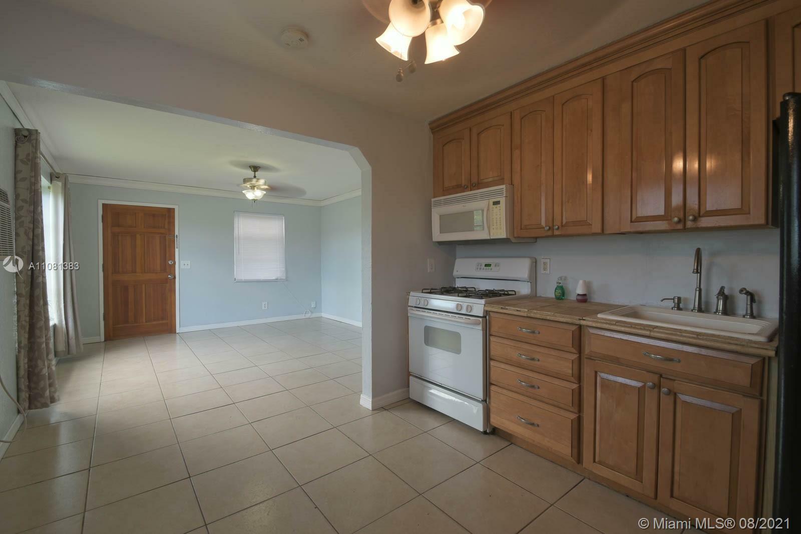 Property Photo: 3731 SW 58 Th Ave FL 33314
