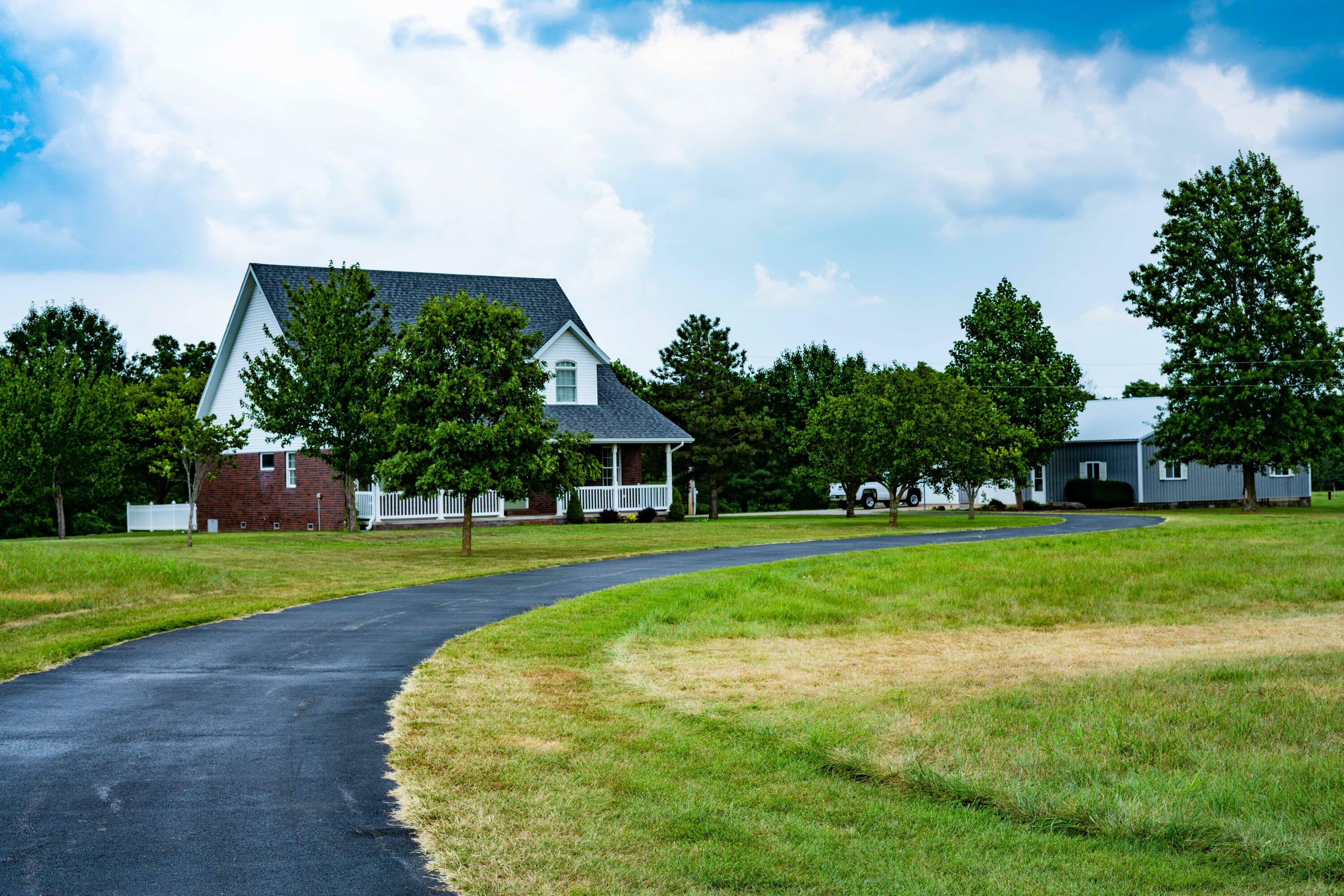 Property Photo:  20338 Farm Road 2012  MO 65633 