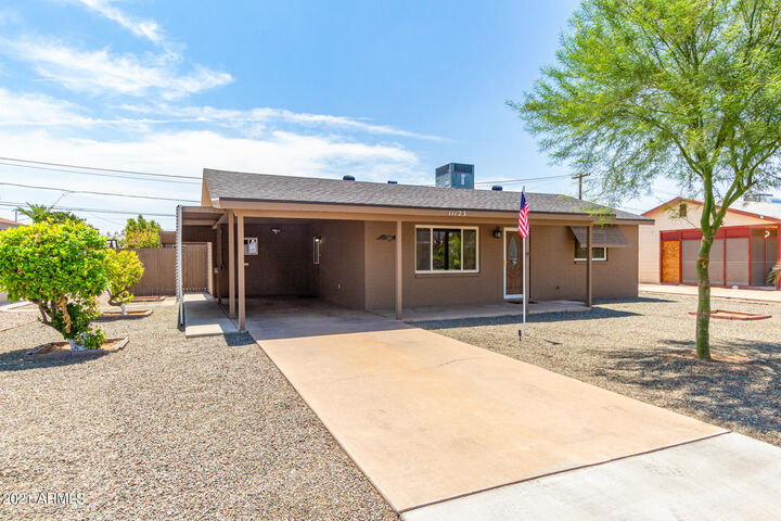 Property Photo: 11123 W Missouri Avenue AZ 85363