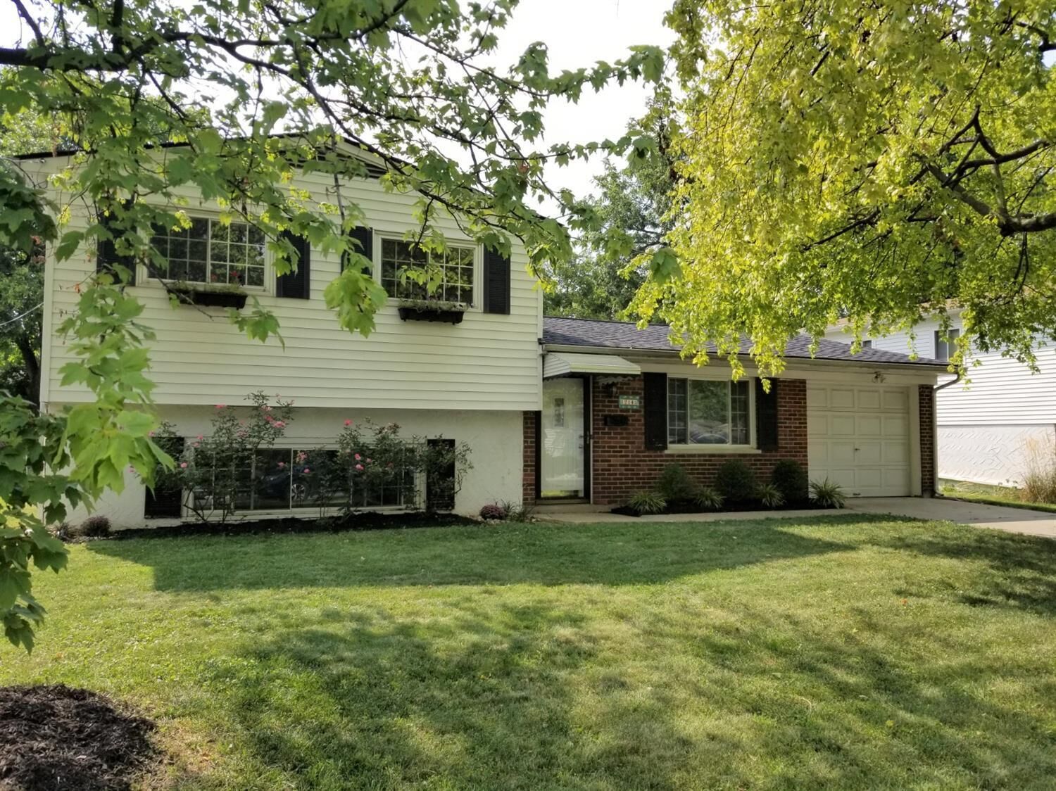 Property Photo:  12145 Chesterdale Rd  OH 45246 
