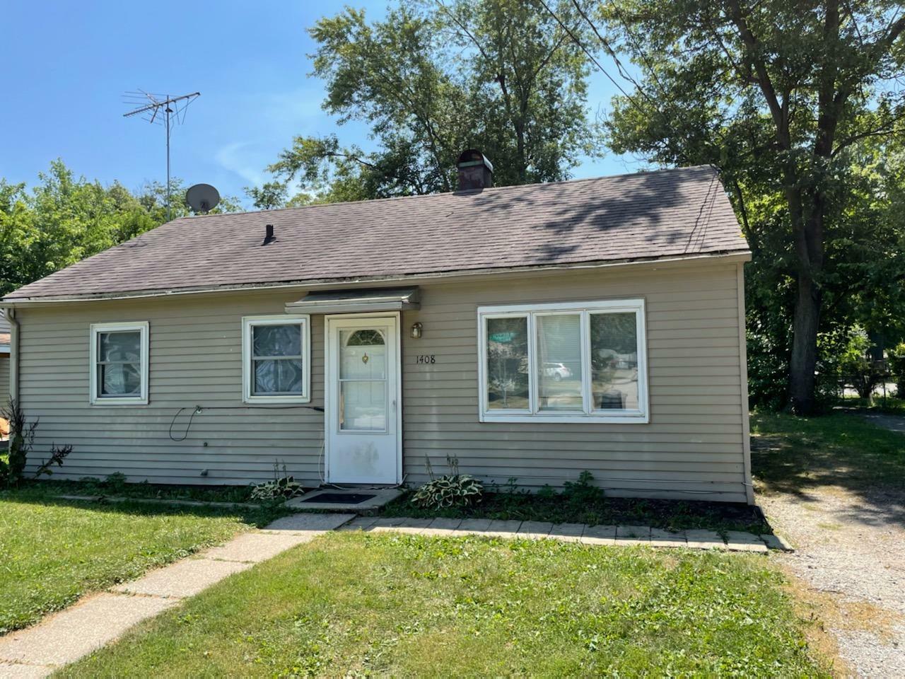 Property Photo: 1408 Beech Street IN 46383