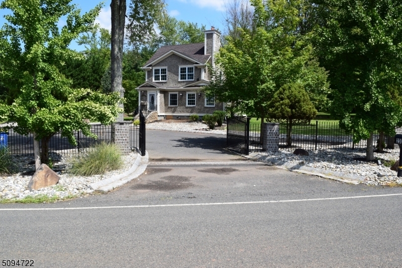 230 Mountain Ave  Warren Twp. NJ 07059 photo