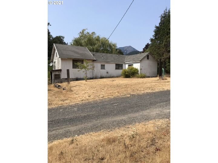 109 Look-In-Ln  North Bonneville WA 98639 photo