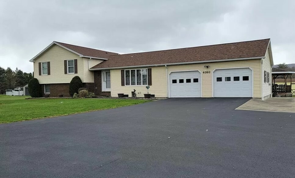 Property Photo:  4060 Wilawana Road  PA 18840 