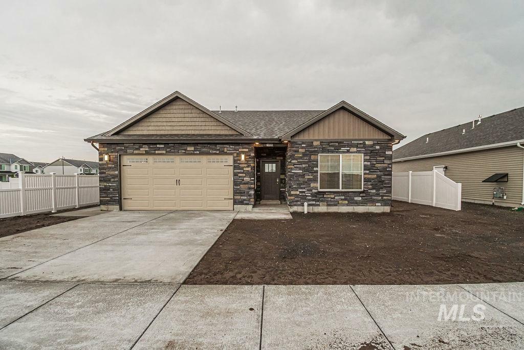 Property Photo:  2372 Summerfield Lane  ID 83440 