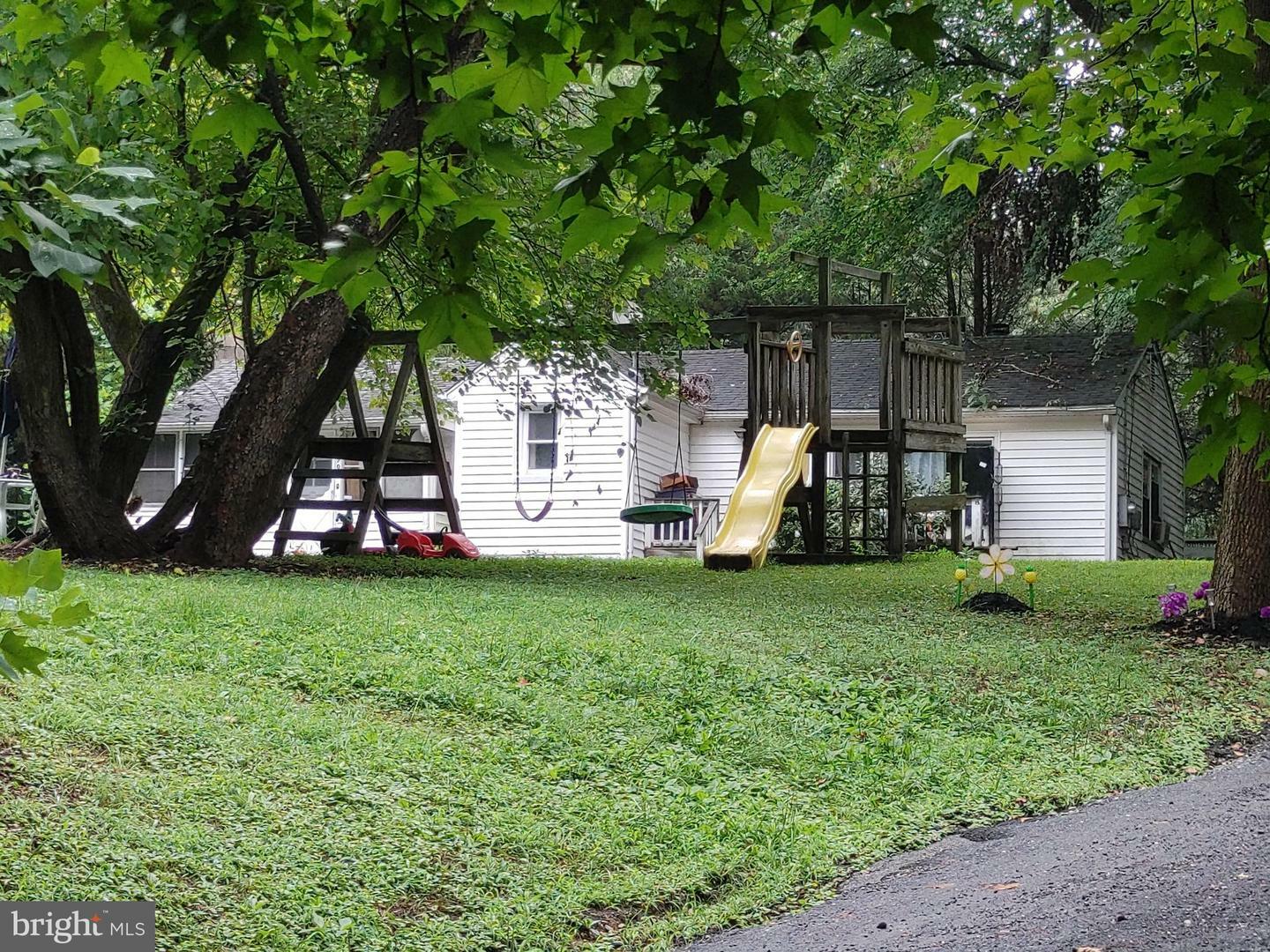 Property Photo:  5499 Sands Road  MD 20711 