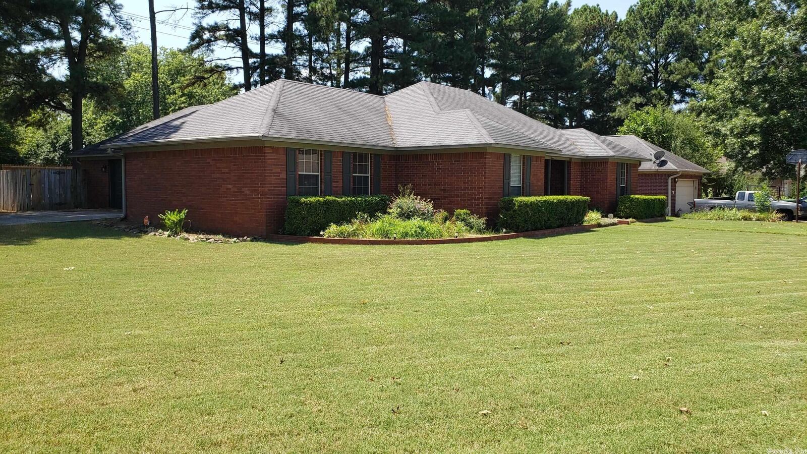 Property Photo:  2805 Londonderry Lane  AR 72034 