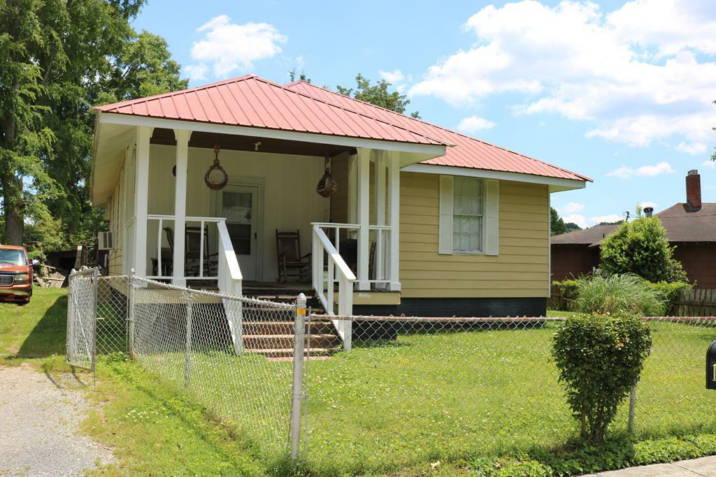 Property Photo:  1219 Maple Street  GA 30720 