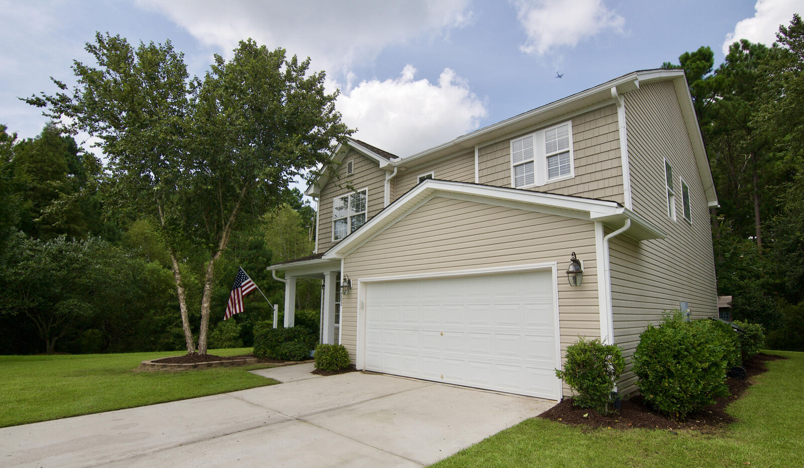 Property Photo: 202 Woodbrook Way SC 29461