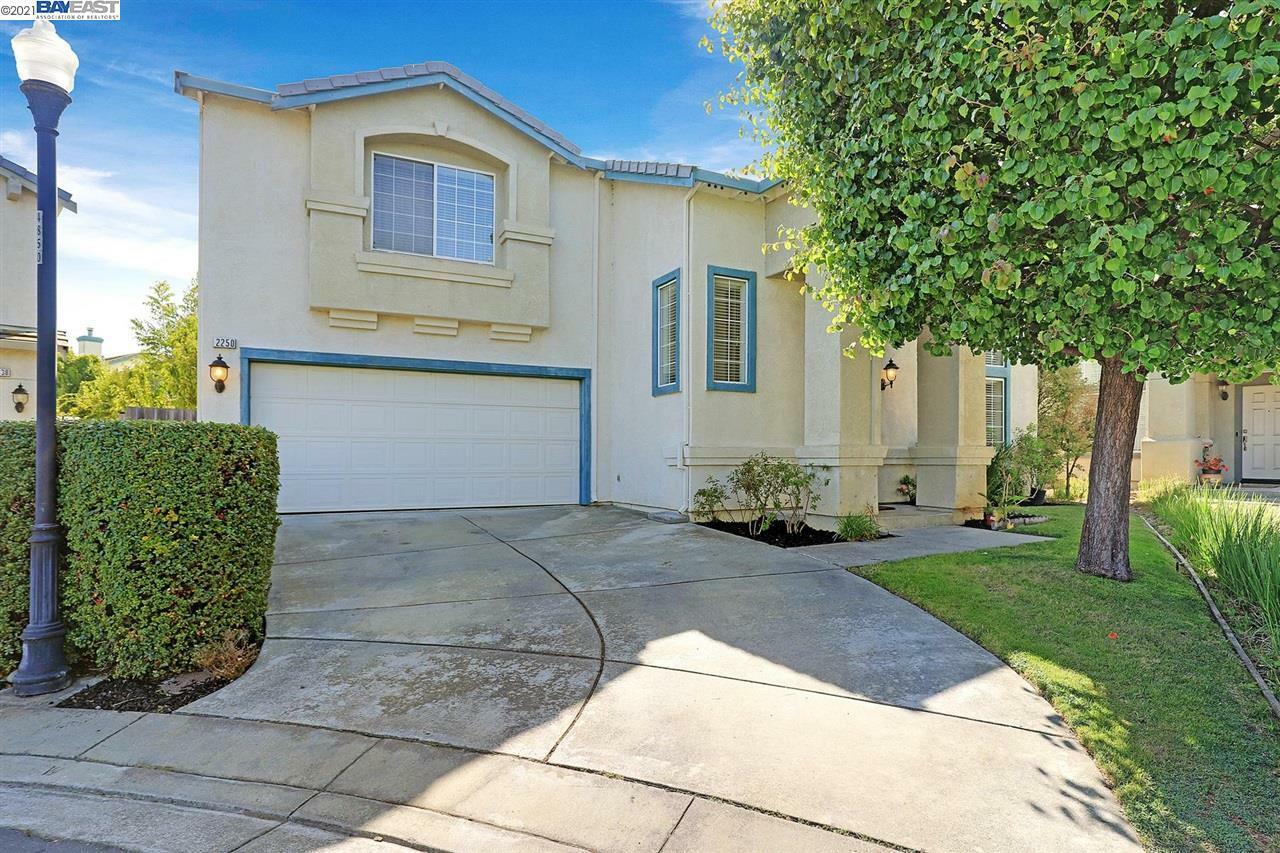 Property Photo:  2250 Regatta Ct  CA 94579 