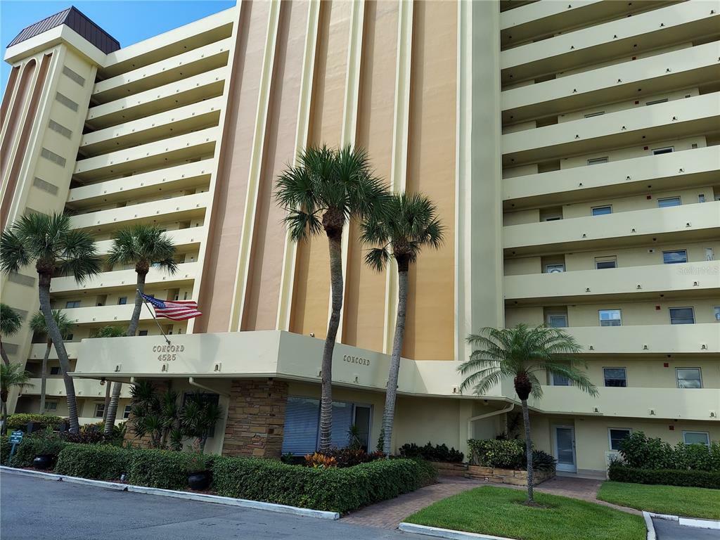 Property Photo:  4525 Cove Circle 607  FL 33708 