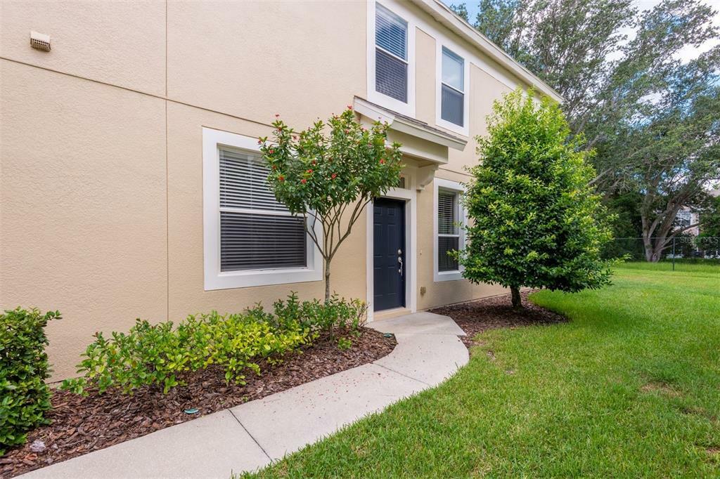 Property Photo:  5001 Barnstead Drive  FL 33578 