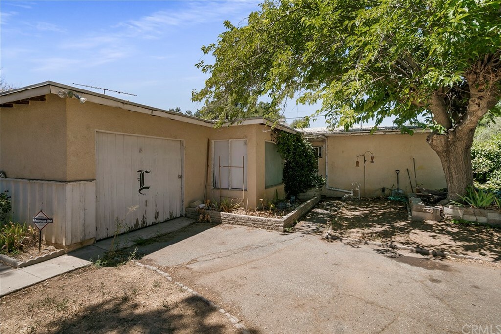 Property Photo:  35156 Velardo Drive  CA 92399 