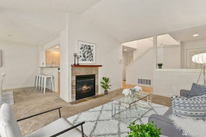 Property Photo: 8320 NE 140th St WA 98034